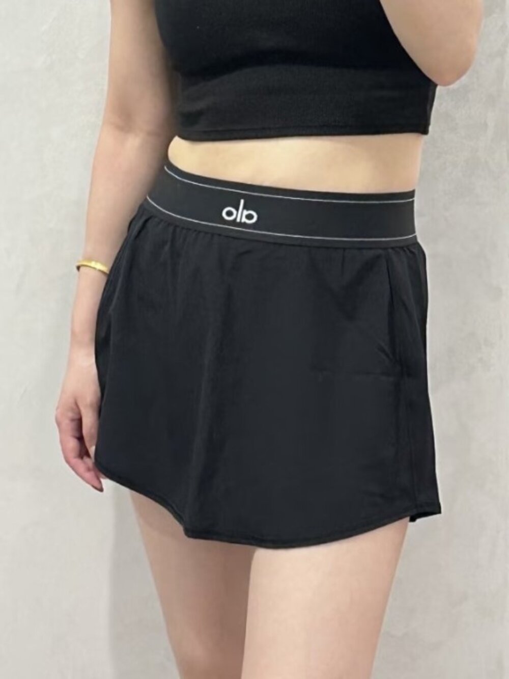 Alo Yoga Summer Essentials Black Tennis Skirt NWT💖Versatile Bestselling🖤 - Picture 2 of 7